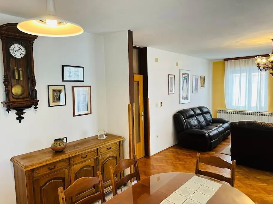 Apartment Grandi Zadar 0*,