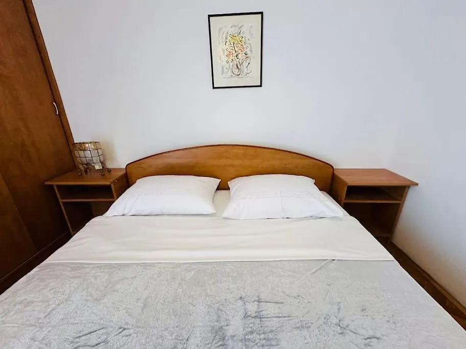 Apartment Grandi 扎达尔